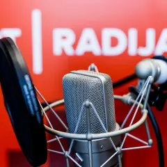 13 luty jakie święto? W studiu LRT RADIJAS czeka mikrofon na wyjątkowe audycje.