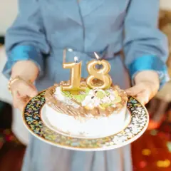 Ile daje się pieniędzy na 18? Odkryj odpowiednie kwoty na prezent
