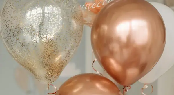 Jak nadmuchać balon foliowy bez ryzyka pęknięcia – proste metody